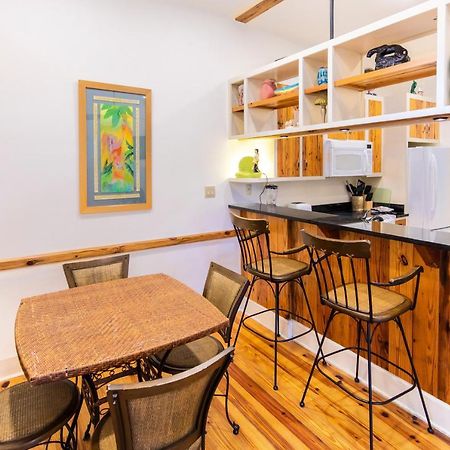 Hibiscus Coffee & Guesthouse Grayton Beach Exteriör bild