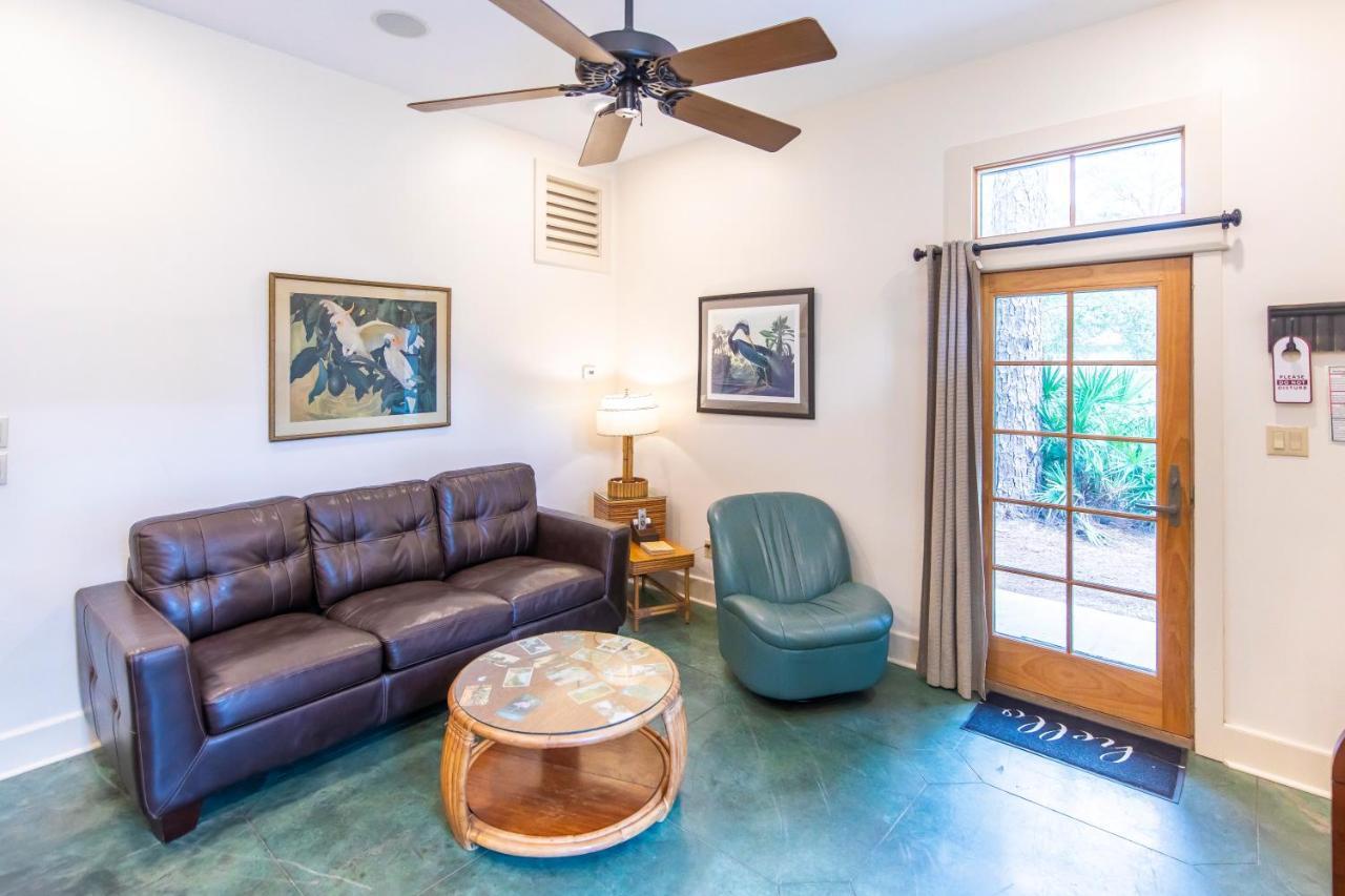 Hibiscus Coffee & Guesthouse Grayton Beach Exteriör bild