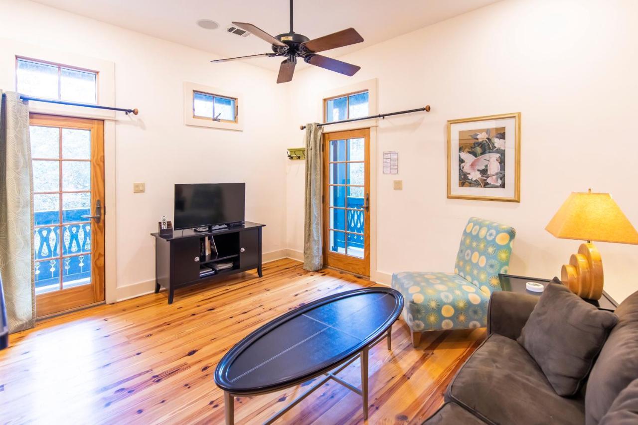 Hibiscus Coffee & Guesthouse Grayton Beach Exteriör bild
