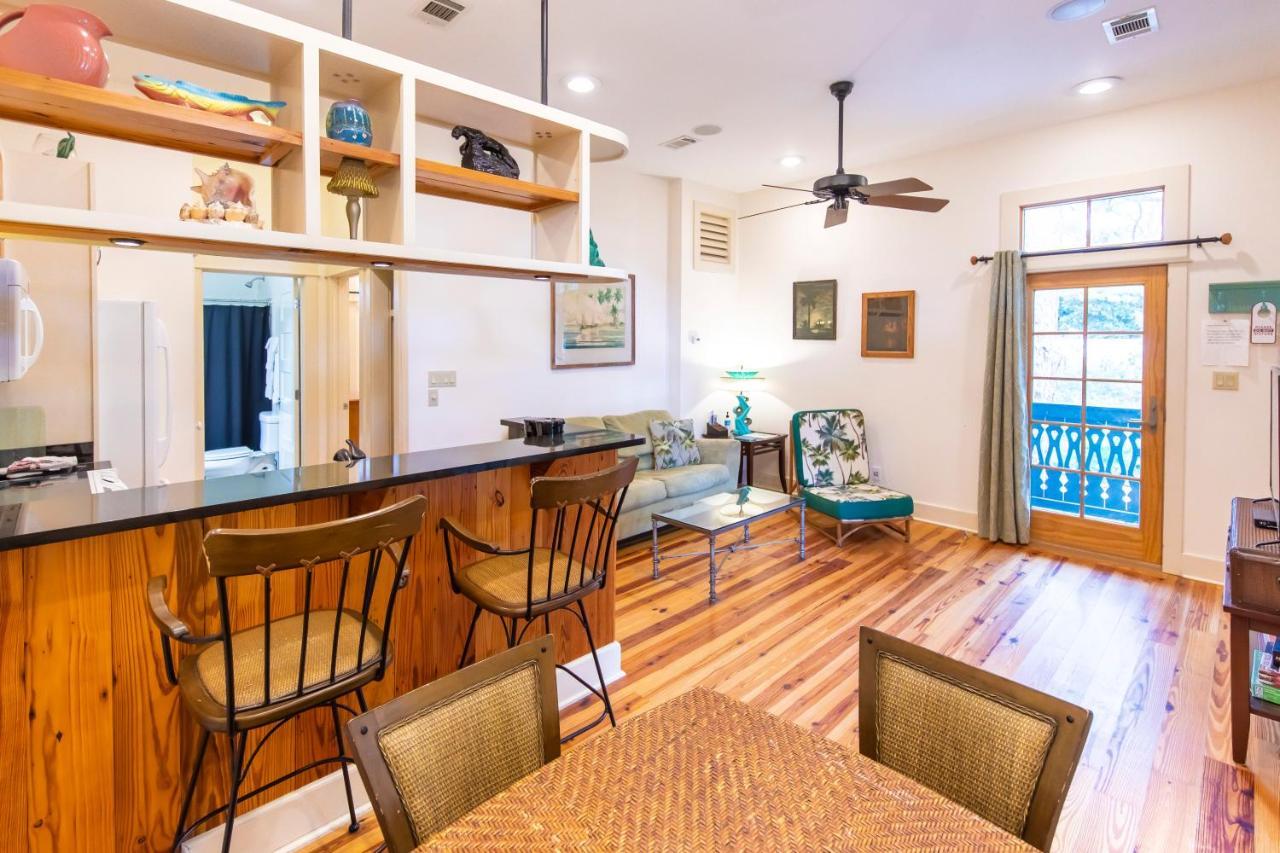Hibiscus Coffee & Guesthouse Grayton Beach Exteriör bild